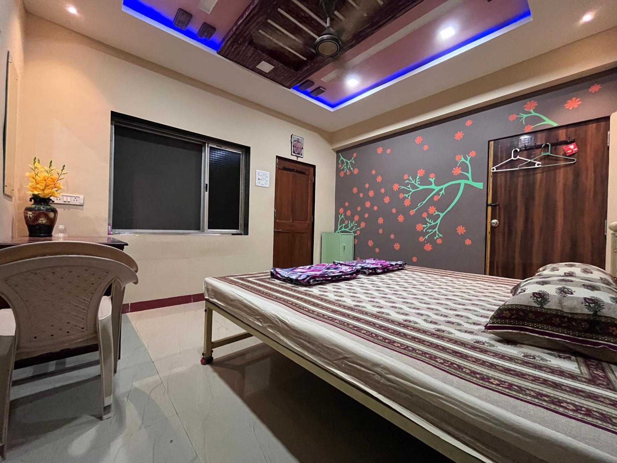 Patil Homestay Alībāg Exterior foto